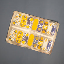 Load image into Gallery viewer, Dolca Vita nail art stickers