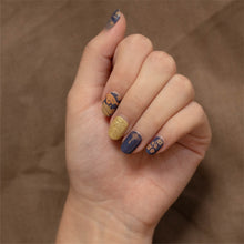 Load image into Gallery viewer, Emerald gold nail stickers