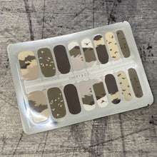 Load image into Gallery viewer, nail-stickers-singapore-misty-mountains