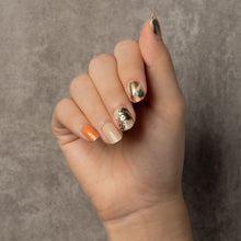 Load image into Gallery viewer, nail-stickers-singapore-dragons-roar