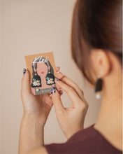 Load image into Gallery viewer, nail-stickers-singapore-in-full-bloom